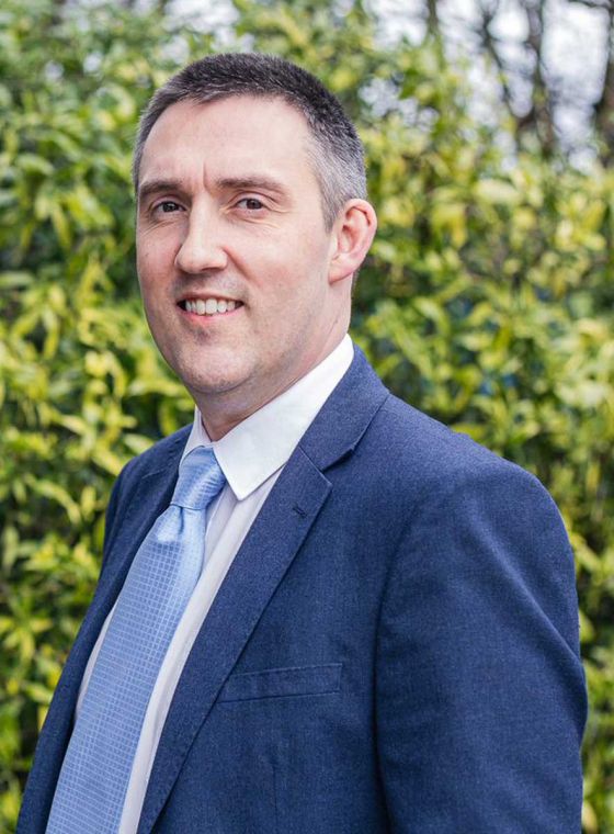 Andrew Lowe