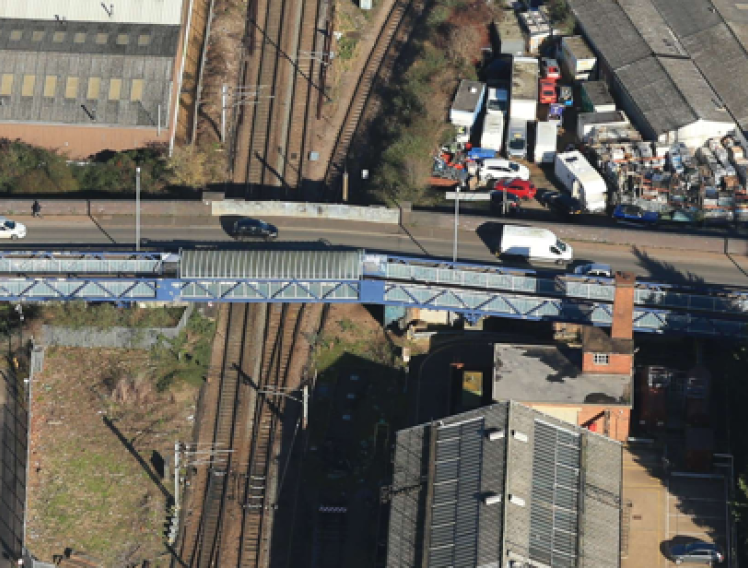 Coldham's Lane Footbridge Bearing Replacement