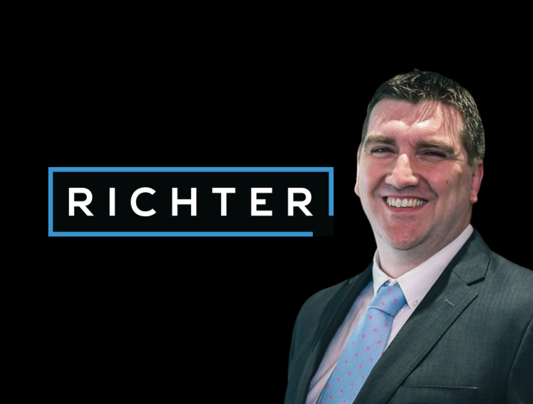 Richter Senior Design Engineer achieves Master's Degree